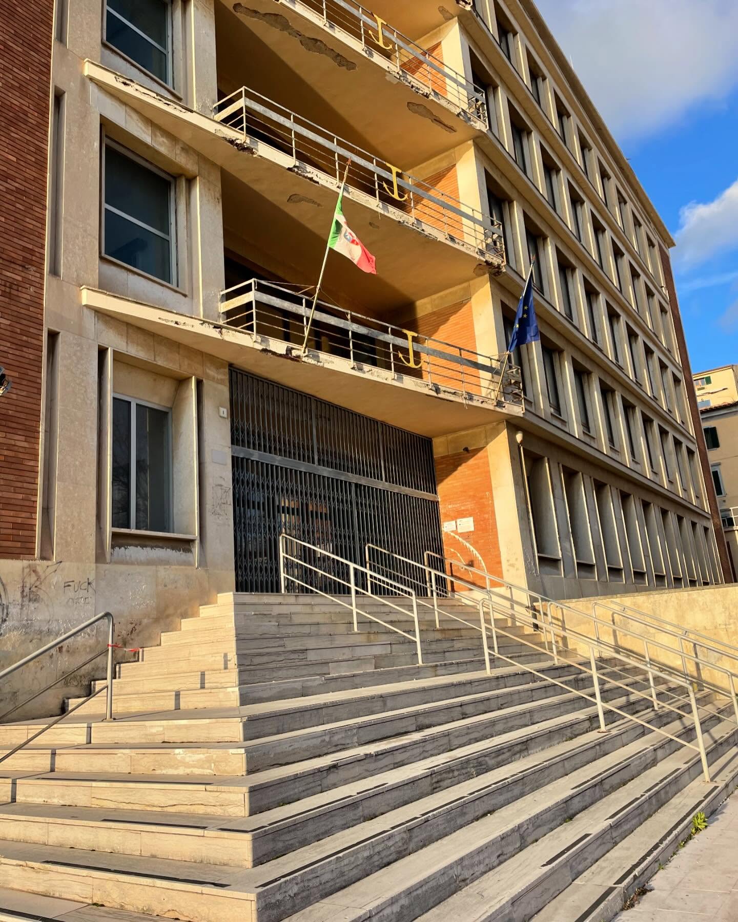 Istruzione e Volontariato uniti: Sospensioni a Scuola si Trasformano in Azioni Concrete per la Città